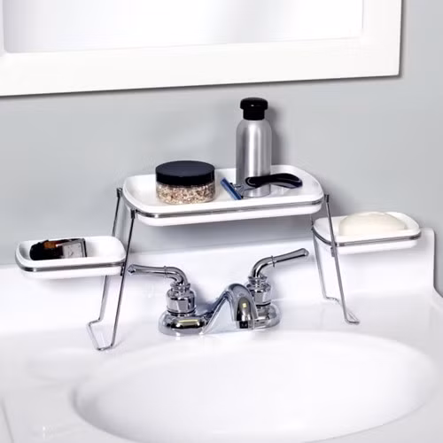 Kệ nhỏ phía trên vòi nước