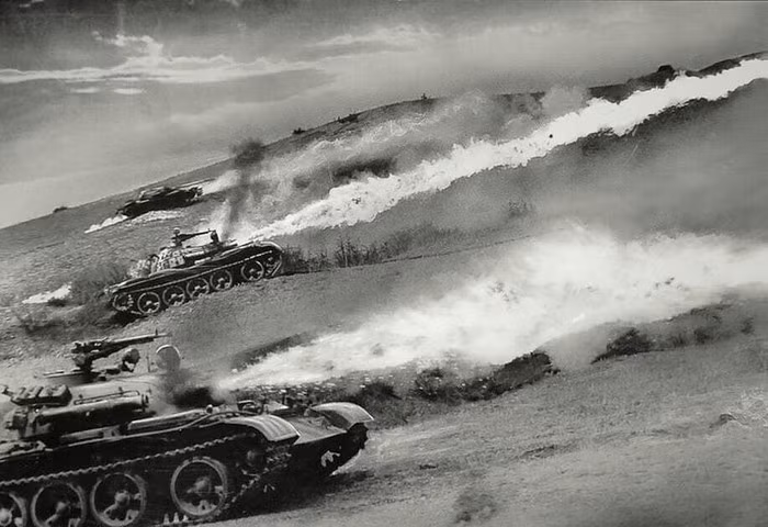 Trong quân đội Nga, những xe tăng phun lửa TO-55 (hoán cải từ xe tăng chiến đấu chủ lực T-55) cuối cùng đã ngừng hoạt động vào những năm 1990.