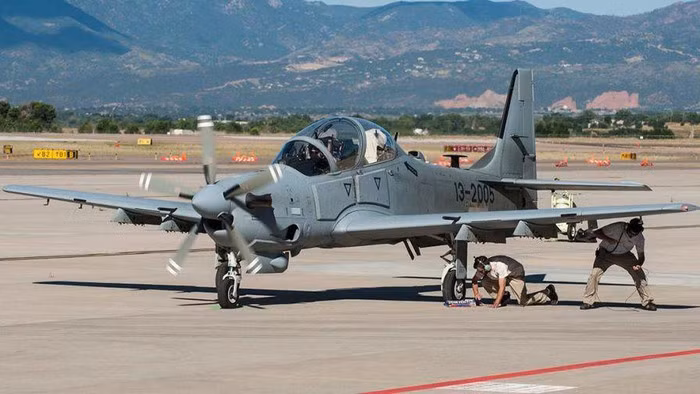 A29 Super Tucano là phương tiện được thiết kế để chiến đấu với những nhóm phiến quân có năng lực phòng không hạn chế, do vậy nó tỏ ra khá phù hợp với điều kiện tác chiến của Không quân Philippines hiện nay.