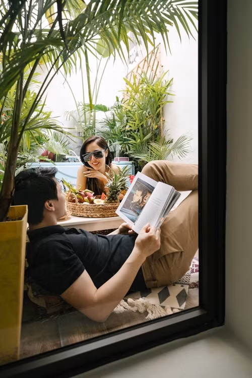 Huỳnh Anh từng nhắn nhủ antifan: “Facebook cá nhân dùng để sống thật nên sẽ đăng những gì cá nhân nhất. Xin đừng phán xét”. Ảnh: FBNV.