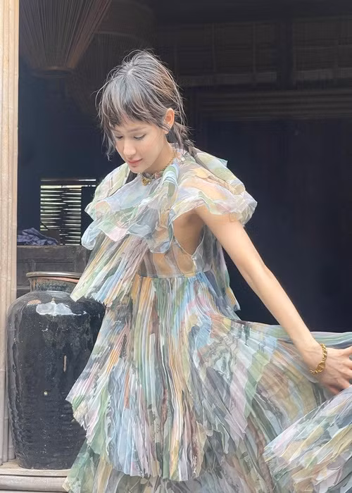 Hiền Hồ vắng bóng showbiz từ tháng 3 đến nay. Ảnh: FBNV.