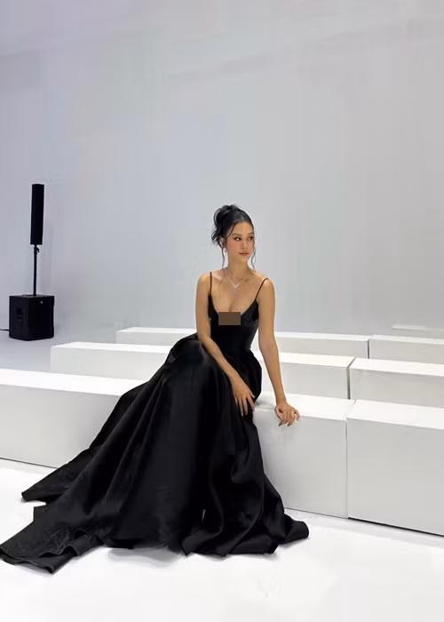 Chân dài đến từ Gia Lai hiện tại được đánh giá cao ở cuộc thi Miss Universe Vietnam 2023.