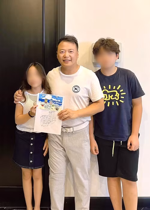 Shark Bình hạnh phúc đón tuổi mới bên hai con riêng.