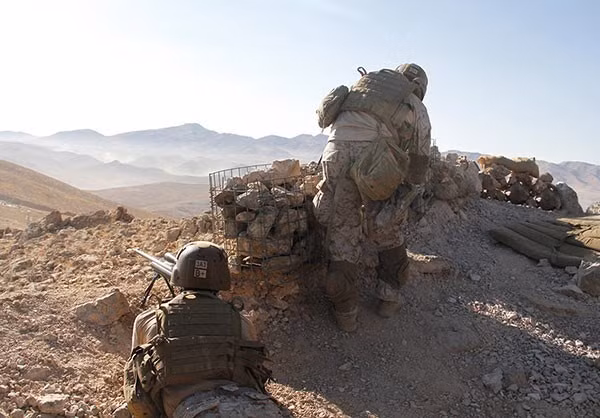 “Lực lượng Lebanon nã pháo vào những căn cứ IS còn lại, đồng thời rà phá bom mìn tại những khu vực mới giải phóng”, nguồn tin cho biết. Ảnh: FNA.