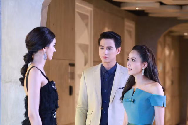 Phat hien chi dau vao nha nghi voi nguoi dan ong la va cai ket kho ngo
