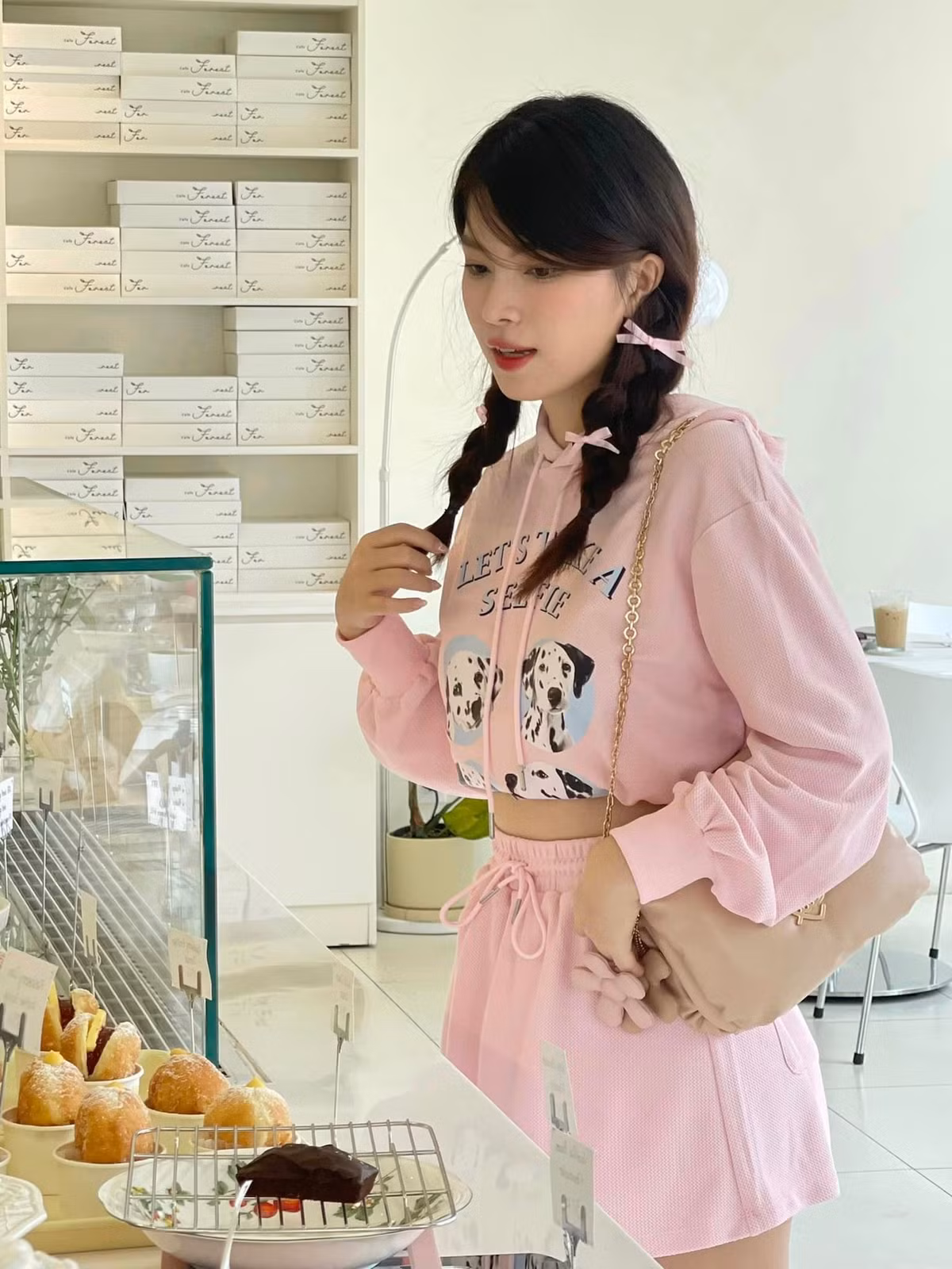 Thụy Hân vừa tốt nghiệp Á khoa ngành Thiết kế thời trang của trường Đại học Kiến trúc TP.HCM.
