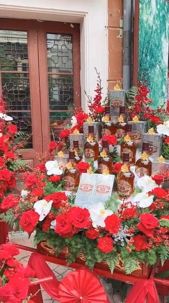 Ngay sau khi đăng tải lên MXH, dàn tráp ăn hỏi Bắc Giang này nhanh chóng gây bão.