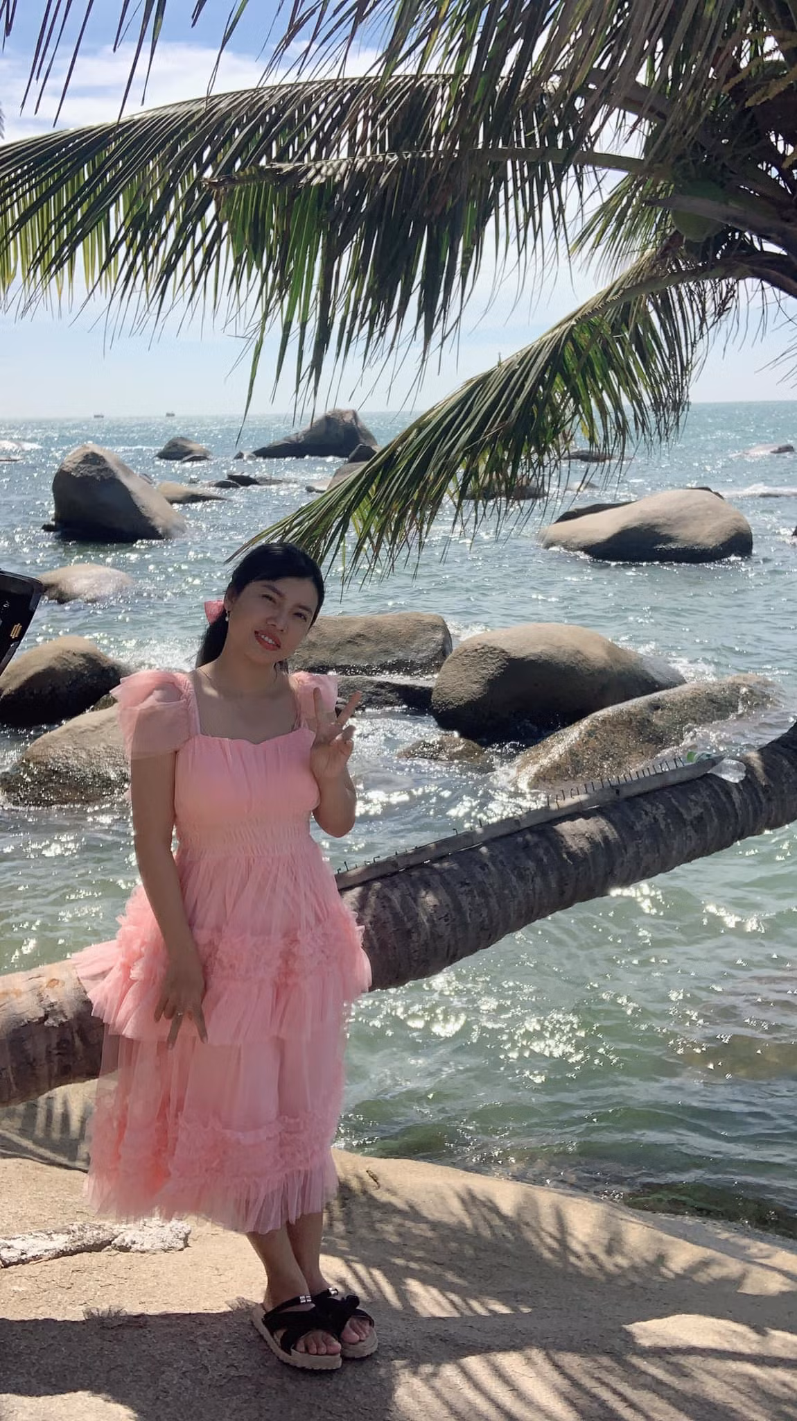 Có một diện mạo mới, cuộc sống của Phượng "Thị Nở" ngày càng khởi sắc.