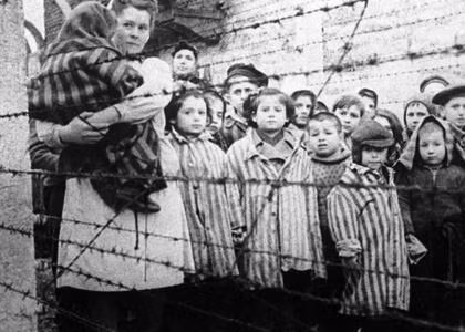Theo ước tính, Mengele đã thực hiện những thí nghiệm rùng rợn trên hơn 1.500 cặp sinh đôi tại Auschwitz. Khi Thế chiến 2 kết thúc, chỉ có khoảng 100 cặp sinh đôi còn sống sót. Những con số này cho thấy rất nhiều trẻ em thiệt mạng trong đau đớn khi trở thành vật thí nghiệm của Mengele.