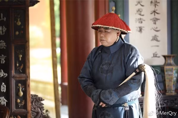 Chuyện tình vụng trộm giữa hoàng hậu và thái giám trên cuối cùng cũng bị đến tai hoàng đế. Hiếu Văn Đế được cho là biết bản thân bị Phùng Hoàng hậu "cắm sừng" nên âm thầm cho người giết chết thái giám giả họ Cao.