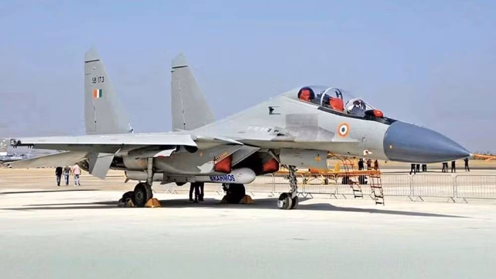 Theo đó, việc kết hợp sức mạnh giữa BrahMos và Su-30MKI đã mở ra khả năng răn đe hạt nhân mới cho Ấn Độ và giúp nước này hoàn thiện bộ ba răn đe hạt nhân hiện tại.