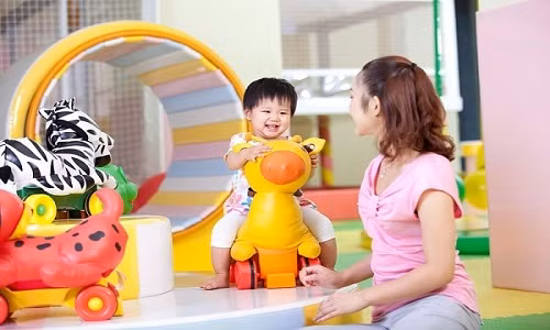 Nhung tieu chuan quoc te can nho khi chon do choi cho tre