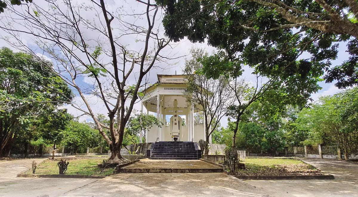 Kon Tum: Liên danh 2 thành viên trúng thầu tôn tạo di tích Chiến thắng Kon Braih - Hình 2 Kon Tum: Lien danh 2 thanh vien trung thau ton tao di tich Chien thang Kon Braih-Hinh-2