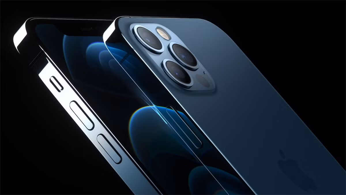 Bên cạnh Titan Grey, iPhone 15 Pro cũng sẽ có màu Dark Blue Titanium thay thế cho màu tím trên phiên bản trước.