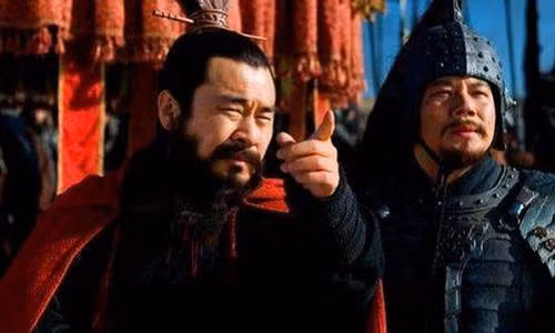 Ông thành lập một đội quân chuyên đi trộm mộ và đặt một chức vị quan có tên Phát khâu Trung lang tướng.