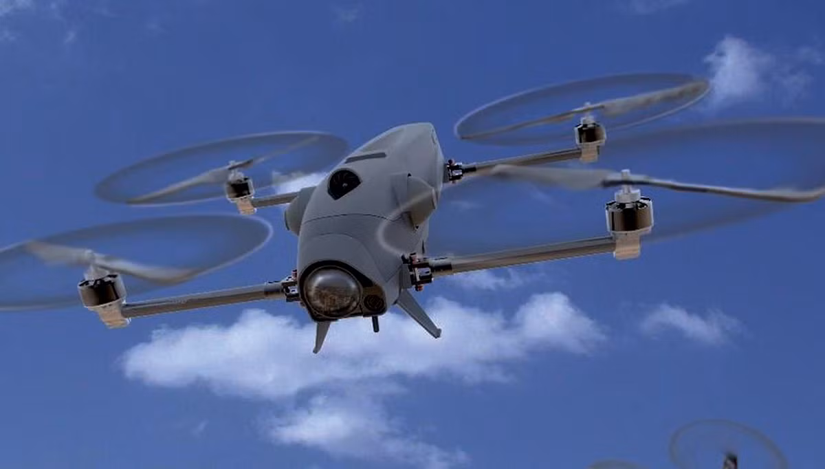  UAV Rotem L được thiết kế với 4 cánh quạt ở 4 góc, các cánh quạt quay được nhờ động cơ điện. Rotem L nặng khoảng 4,5kg mang theo 2 lựu đạn sát thương, mỗi quả nặng 450g.