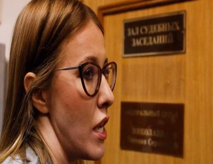 Tuy nhiên, trong cuộc phỏng vấn mới đây với tờ Guardian (Anh), nữ ứng viên Tổng thống Nga Ksenia Sobchak đã thừa nhận rằng cô không có sức nặng chính trị và có ít khả năng giành chiến thắng. Ảnh: BBC.