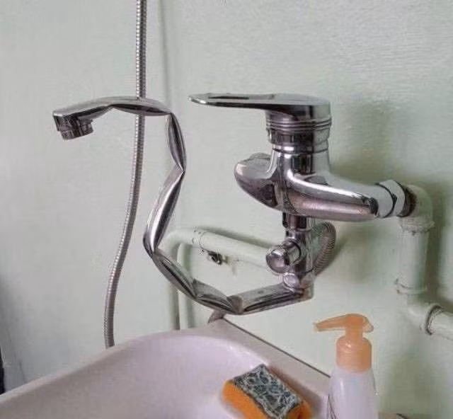 Vòi nước “độc nhất vô nhị”. Ảnh: ER.