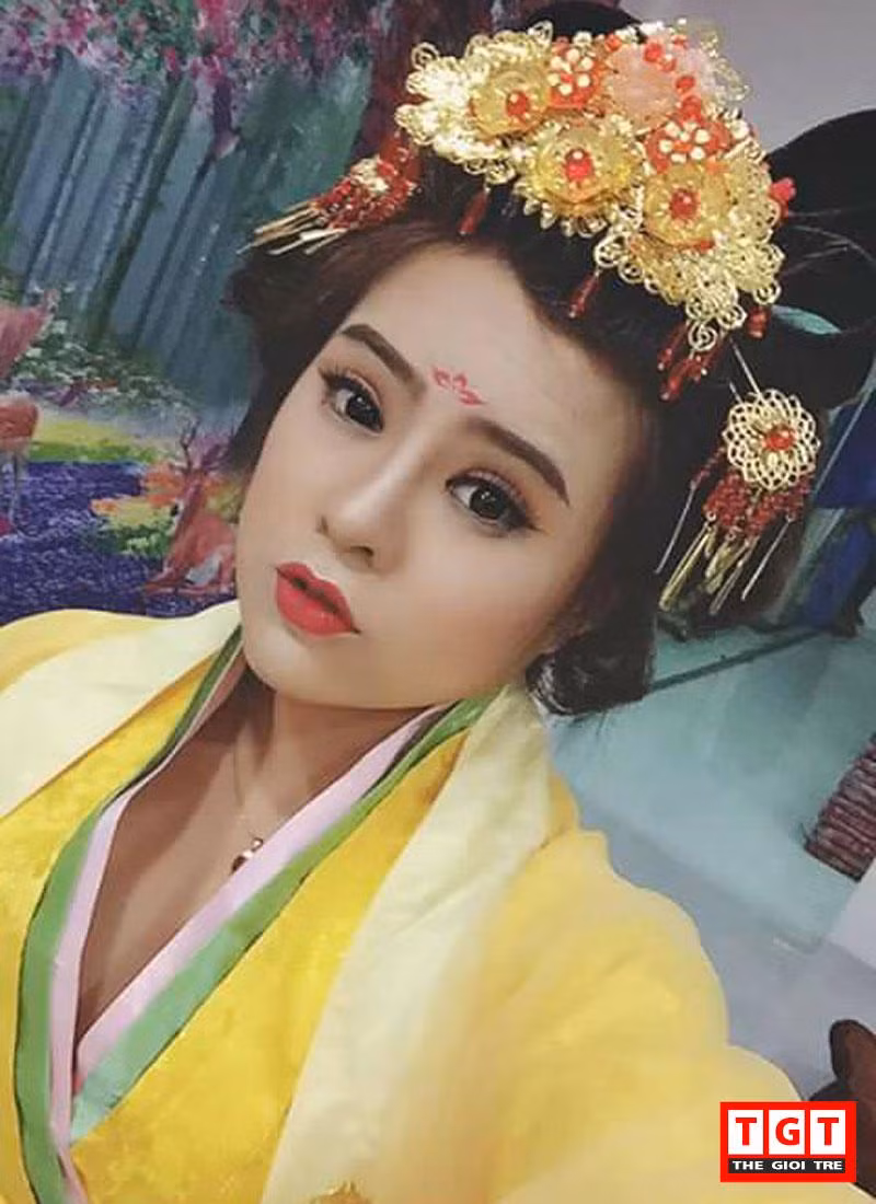 Thảo Hiền cũng bật mí về dự định đặc biệt của mình: "Hiện tại Hiền đang theo học thanh nhạc tại Sài Gòn và đang chuẩn bị tham gia gameshow truyền hình Giọng Ải Giọng Ai".