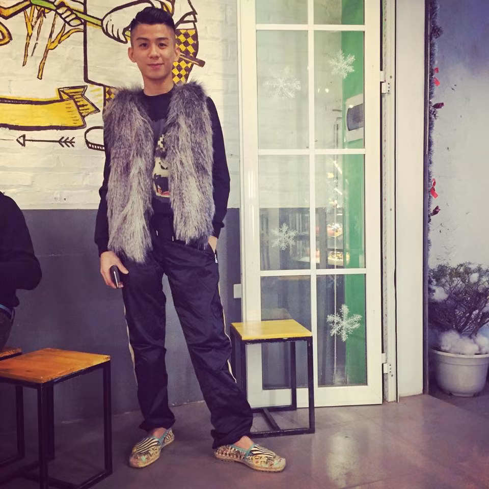 Hiện tại, nhiều bạn bè bình luận trên trang cá nhân của Quang Thanh đều gọi cậu là "thiếu gia" như một cách châm chọc, "đá xoáy". Điều này khiến bản thân chàng trai 18 tuổi cảm thấy khó chịu, bực dọc và mong muốn tình trạng hiện tại sớm kết thúc.