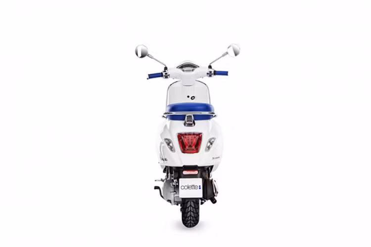 Đây chính là động cơ đã từng được hãng xe máy Piaggio trang bị cho những chiếc Zip 50 cc trước đây, với công suất tối đa 4,5 mã lực và mô-men xoắn cực đại 4,3 Nm.