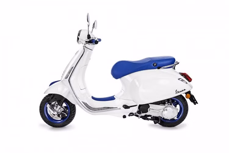 So với các phiên bản Primavera bình thường khác, Vespa Primavera Colette Edition không có sự thay đổi về thiết kế, vẫn giữ nguyên kiểu dáng đầy thanh lịch và tinh tế, lấy một phần cảm hứng từ Vespa 946.