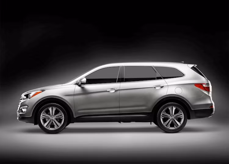Vào khoảng từ năm 2017-2018, mẫu xe SUV đầu tiên của Genesis sẽ được ra mắt và nằm ở phân khúc SUV hạng sang cỡ trung - nơi có những đối thủ như Mercedes GLE hay Audi Q7. Nhiều khả năng dòng xe mới này sẽ chia sẻ chung nền tảng chassis cùng Hyundai SantaFe.