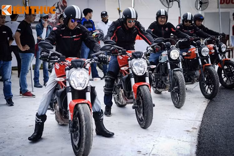 Kể từ khi được tổ chức lần đầu vào năm 2003 trên Thế giới, Ducati Riding Experience (DRE) đã trở thành một chương trình bổ ích dành cho những tay lái muốn trau dồi kỹ năng của mình.