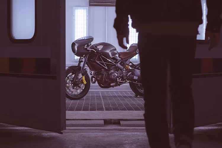 Vào năm 2013, Ducati đã hợp tác với hãng thời trang Diesel để tạo ra phiên bản Ducati Monster Diesel sản xuất giới hạn, dựa trên dòng Monster 1100 Evo với những cải tiến như trọng lượng chỉ 170 kg, phanh Brembo, động cơ 170 mã lực và phuộc Marzocchi USD.