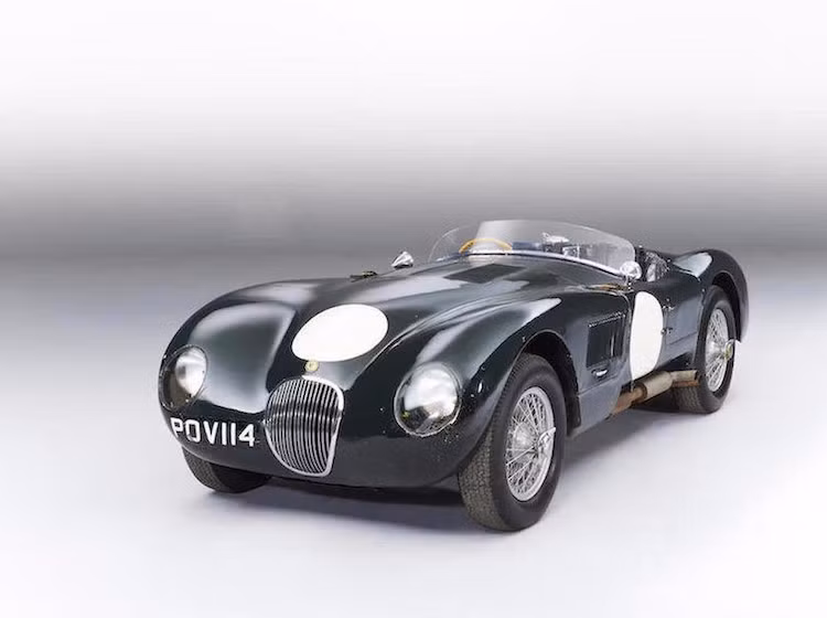Còn được biết tới với tên gọi XK120-C, Jaguar C-Type là một mẫu xe đua được sản xuất từ năm 1951 tới 1953, với hệ động lực chia sẻ chung với chiếc XK120 sản xuất hàng loạt, cùng bộ khung thép ống và thân xe bằng nhôm siêu nhẹ.