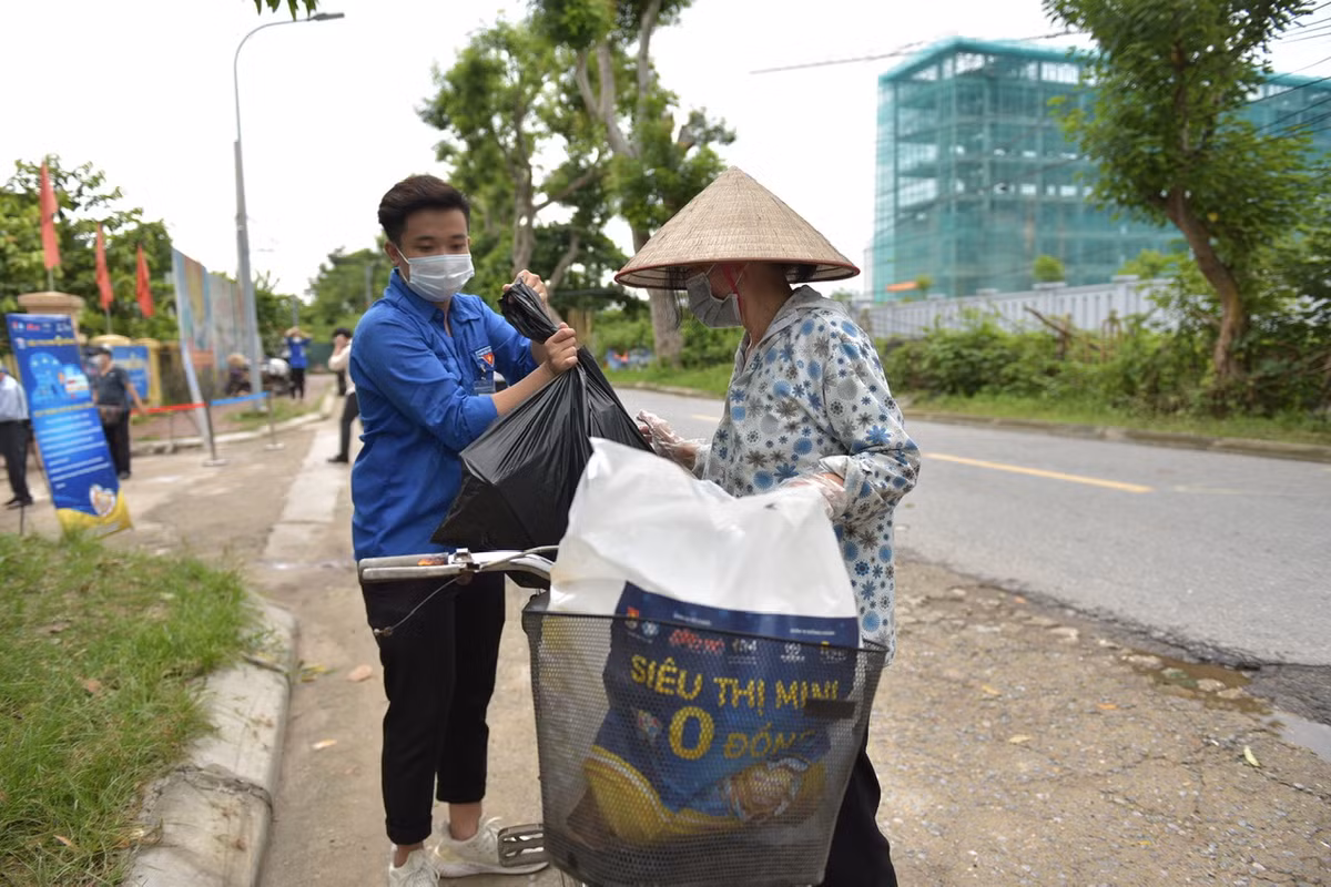 Hiện nay Siêu thị 0 đồng hoạt động bằng các khoản đóng góp tới từ các Tập đoàn lớn. Ban Tổ chức mong muốn nhận được sự chung sức, đồng lòng từ tất cả mọi tổ chức, cá nhân.
