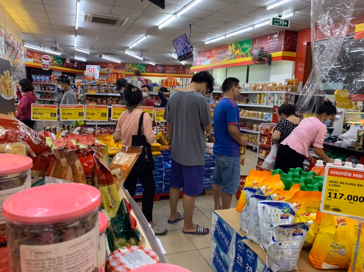 Masan “den xit”… gap kho san xuat lan chuoi sieu thi Vinmart