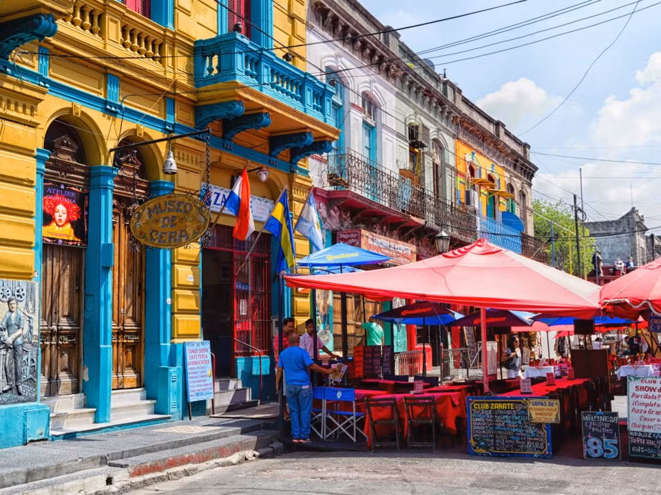 Tuổi Tuất: Buenos Aires (Argentina) là một thị trấn nhộn nhịp nằm gần biển, có ẩm thực xuất sắc, nhiều nơi mua sắm và điểm tham quan, thích hợp với những du khách tuổi Tuất. Ảnh: Business Insider. Tuổi Tuất: Buenos Aires (Argentina) là một thị trấn nhộn nhịp nằm gần biển, có ẩm thực xuất sắc, nhiều nơi mua sắm và điểm tham quan, thích hợp với những du khách tuổi Tuất. Ảnh: Business Insider.