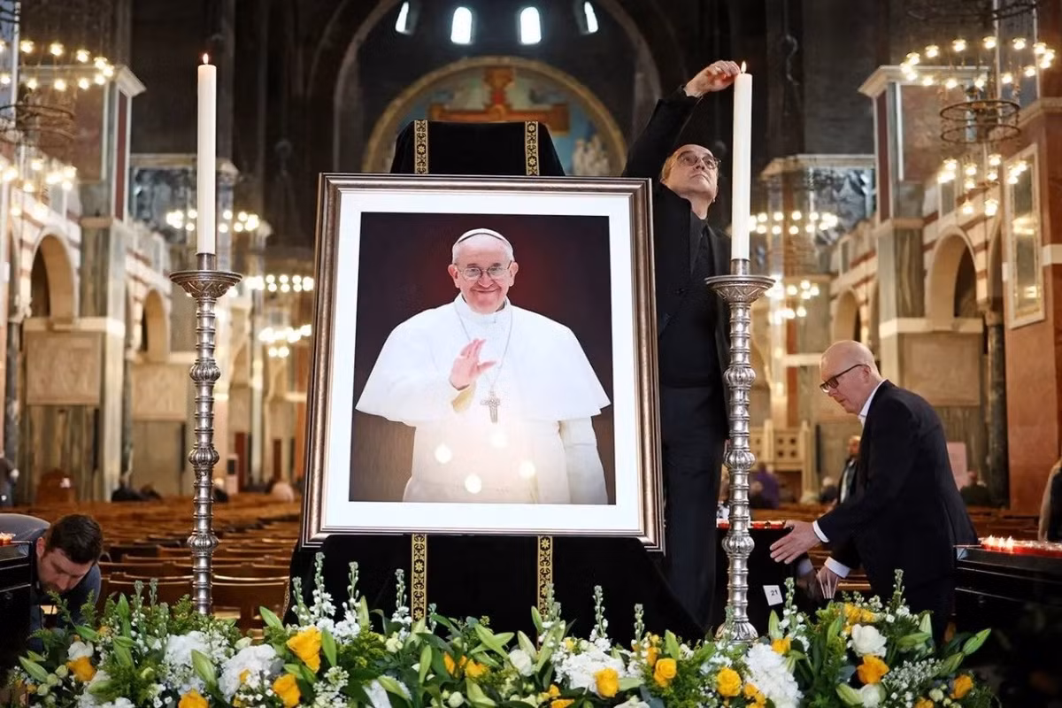 Vatican cong bo nguyen nhan Giao hoang Francis qua doi