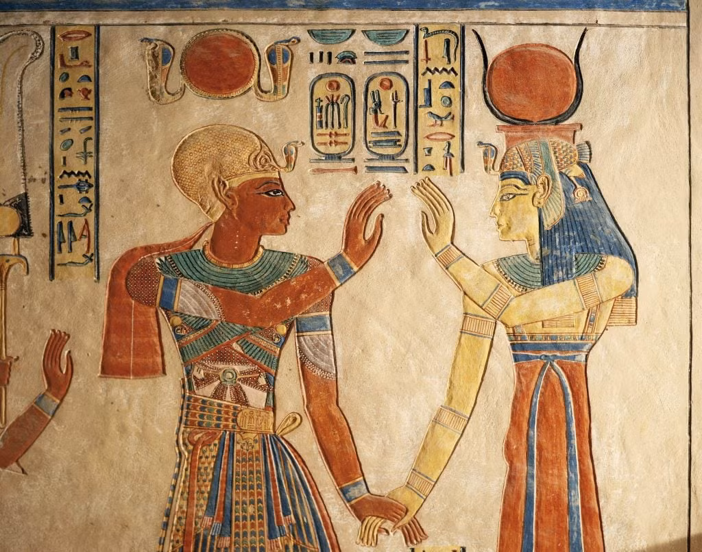 Pharaoh Ramesses III cai trị Ai Cập trong thời kỳ hỗn loạn. Một số thế lực lớn trong khu vực, chẳng hạn như người Mycenae (có căn cứ tại Hy Lạp và các đảo Aegean) và người Hittite (có căn cứ tại Thổ Nhĩ Kỳ) - đã sụp đổ, một nhóm được gọi là "Người Biển" đã xâm lược một số vùng của Trung Đông, bao gồm cả Ai Cập. Ảnh: DEA / G. Dagli Orti / De Agostini via Getty Images.