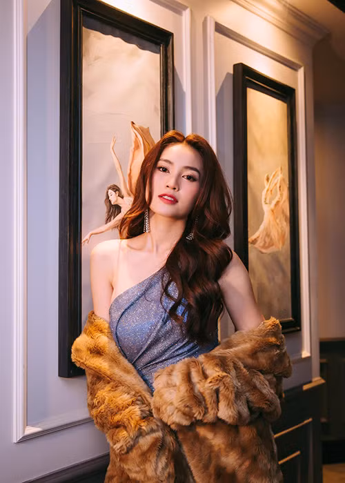 Sơn Thạch từng cho biết, Lan Ngọc giàu lắm, là ngọc nữ quảng cáo.