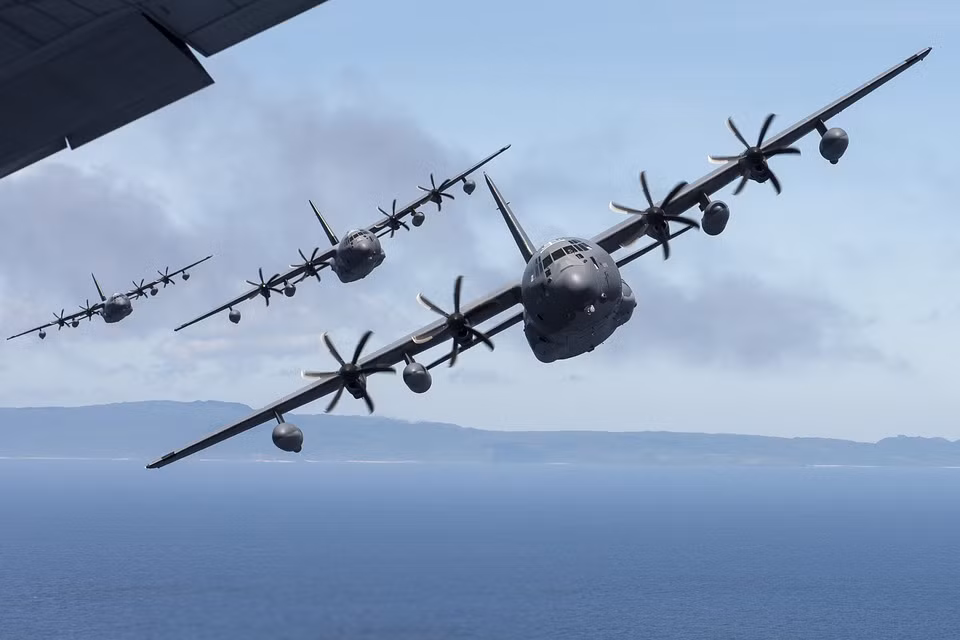 Chiếc vận tải cơ chiến lược MC-130J này cũng là biến thể cuối cùng được trang bị trong biên chế Không quân Mỹ, thuộc quyền Bộ chỉ huy chiến dịch đặc biệt Không quân Mỹ (AFSOC), với tổng số lượng có 4 chiếc được hoàn thiện. Nguồn ảnh: Walmart.