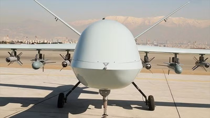 Và trước đây, ngoài các chương trình hạt nhân của Iran, từ phía Israel đã có cáo buộc rằng “một đội máy bay không người lái” thuộc sự điều khiển của Tehran đang điều động đến các quốc gia ở khắp Trung Đông – Bao gồm cả Yemen, Syria và Lebanon.