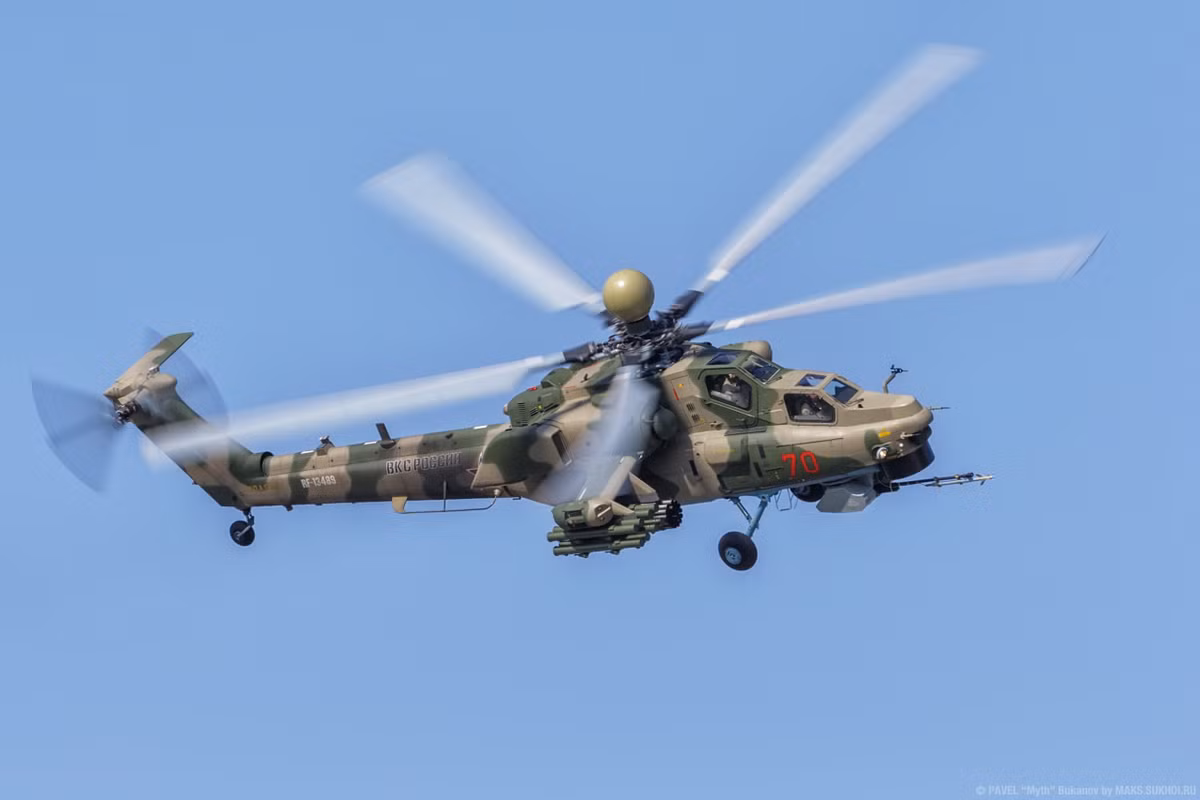 Nền tảng trực thăng chiến đấu Mi-28 nói chung và Mi-28NM nói riêng này của Nga có thể đạt tới tốc độ tối đa lên đến 300km/h, hoạt động ổn định trong tầm 1100km với trần bay phục vụ đạt tối đa là 5800m, hoạt động bền bỉ và cực kì hữu ích trên chiến trường.