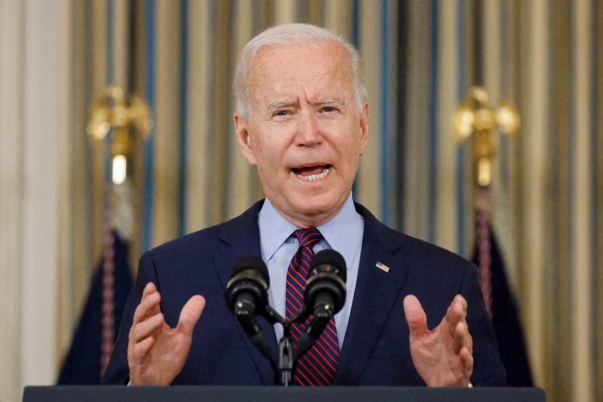 “Do đó, tất cả các tuyên bố của Trump đều mang bản chất chính trị và phân định theo logic trong cuộc chiến của ông ta chống lại ê-kip của chính quyền Biden”, chuyên gia nói thêm.