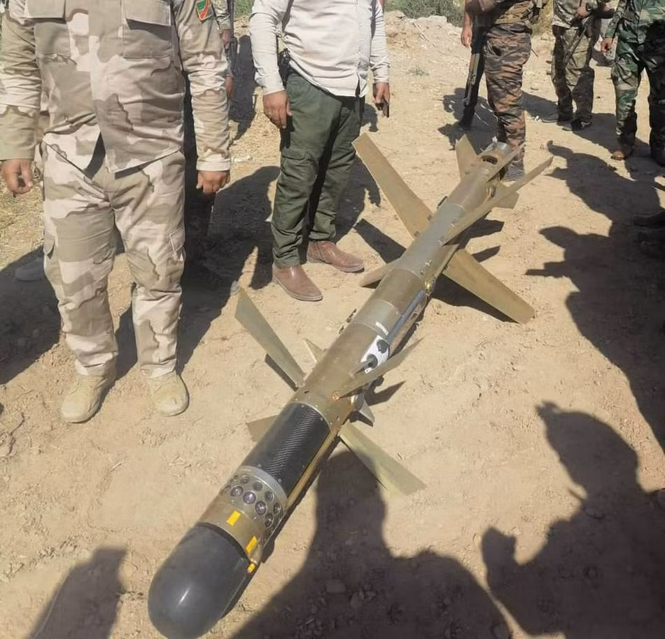 Và theo một quan chức quân sự của Mỹ, loại tên lửa 358 của Iran đã được bắn về phía máy bay quân sự nước này tại không phận Yemen nhưng chưa thành công.Loại tên lửa này có thể tạo nguy hiểm đến các máy bay quân sự của Mỹ, ví dụ như vận tải cơ V-22 Osprey.