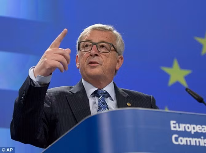 Chủ tịch Ủy ban Châu Âu (EC) Jean-Claude Juncker tuyên bố sự kiên nhẫn của Châu Âu đối với chính phủ Hy Lạp đã cạn kiệt.