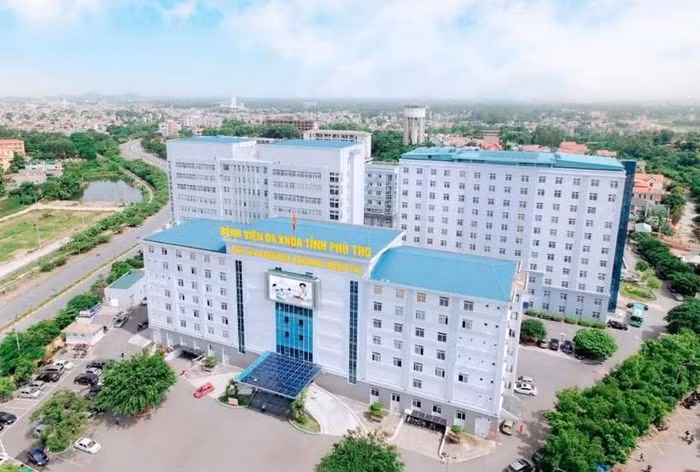 Nop lai 2 ty tu Viet A, CBYT Phu Tho co pham toi nhan hoi lo?