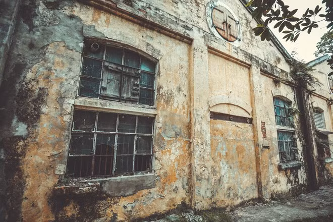 Năm 1924, nhà máy có 6.000 công nhân, cuối năm 1939 nhà máy đã có tới 3 nhà sợi, 3 nhà dệt, một xưởng nhuộm, một xưởng chăn, một xưởng cơ khí và một xưởng động lực. (Ảnh: Minh Sơn/Vietnam+)