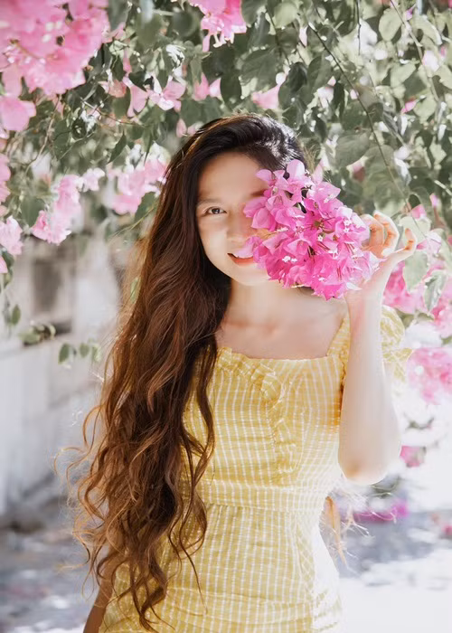 Trên trang cá nhân, Minh Hà - vợ của Lý Hải vừa khoe loạt ảnh đón tuổi 36.