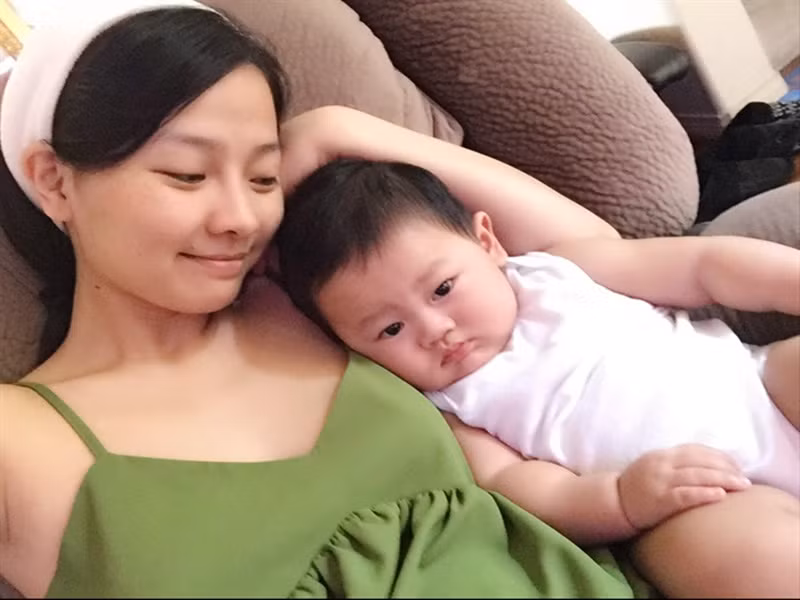 Chia sẻ với Zing, diễn viên Khánh Hiền trải lòng việc bắt đầu mọi thứ ở môi trường mới, đặc biệt vào thời điểm dịch bệnh khiến cô cảm thấy cuộc sống khó khăn. Ảnh: Zing