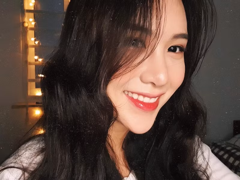 Ngoài ra, Anh Phương còn đăng chia sẻ video có sự xuất hiện của anh trai cùng cha khác mẹ - đạo diễn Bình Trọng.
