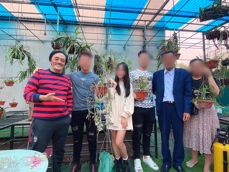 Trên trang cá nhân, nam nghệ sĩ hài liên tục cập nhật hình ảnh và chia sẻ cuộc sống cá nhân.