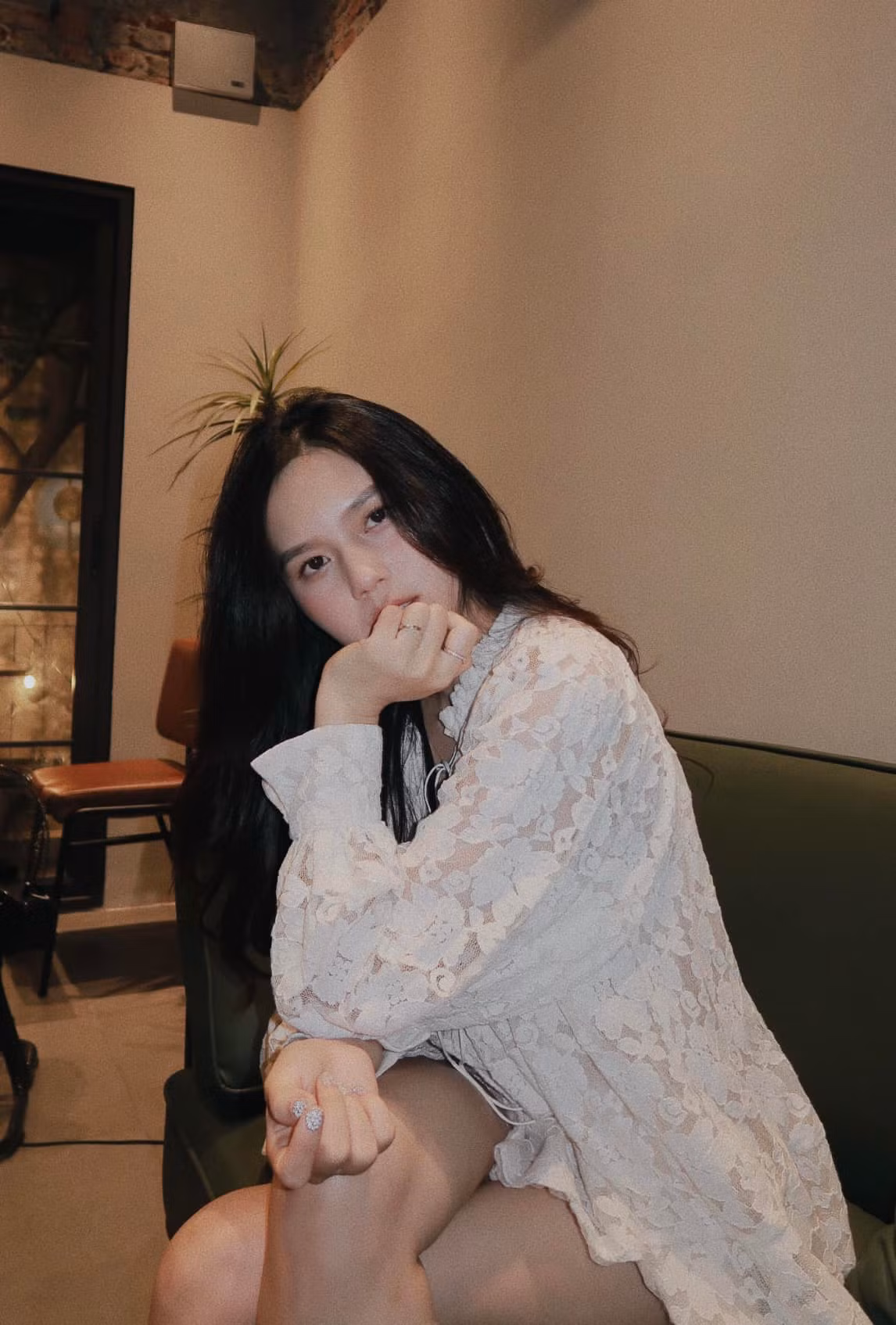 Nhờ tập luyện thể dục đều đặn, Uyên Kem nhanh chóng lấy lại được vóc dáng thon gọn.