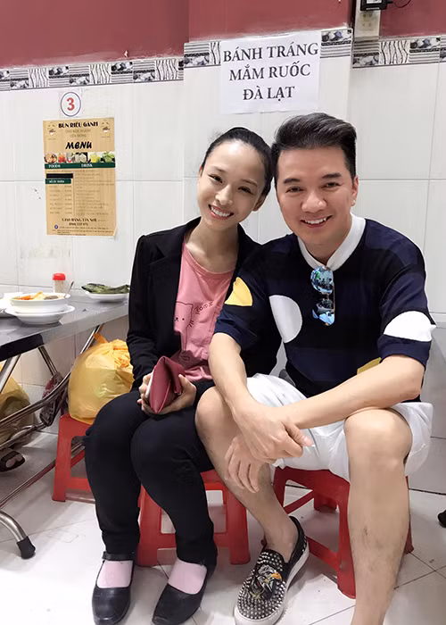 Hot Face sao Viet 24h: HH Phuong Nga tuoi roi ben Dam Vinh Hung